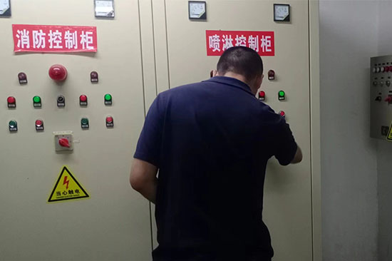 億杰消防維保專業(yè)團(tuán)隊(duì)，讓您從容應(yīng)對(duì)消防檢查，養(yǎng)老院消防安全無憂